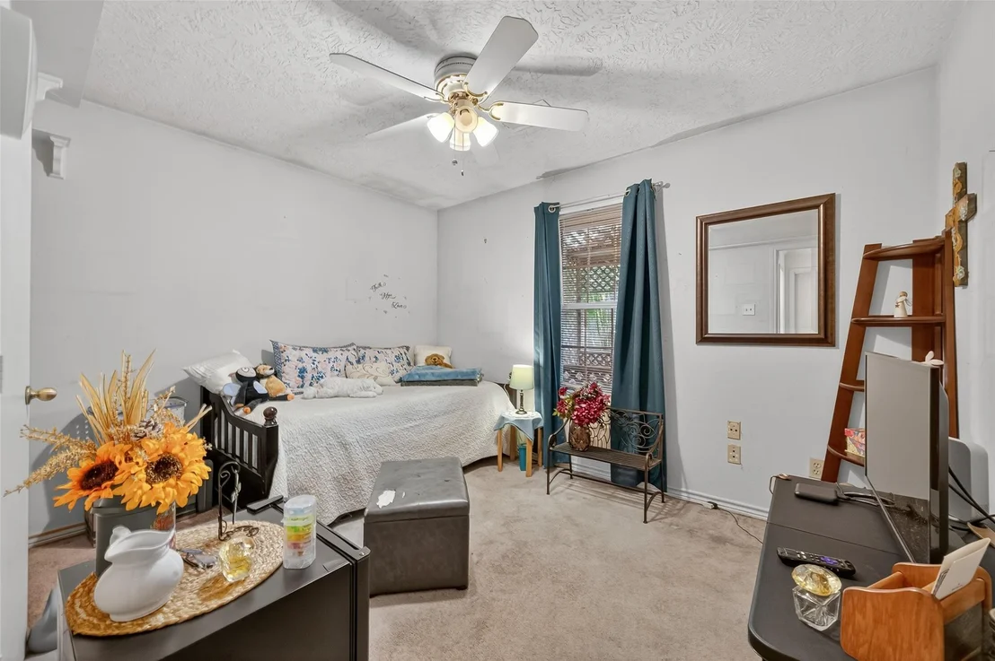 Photo of 10506 Sagebriar Drive