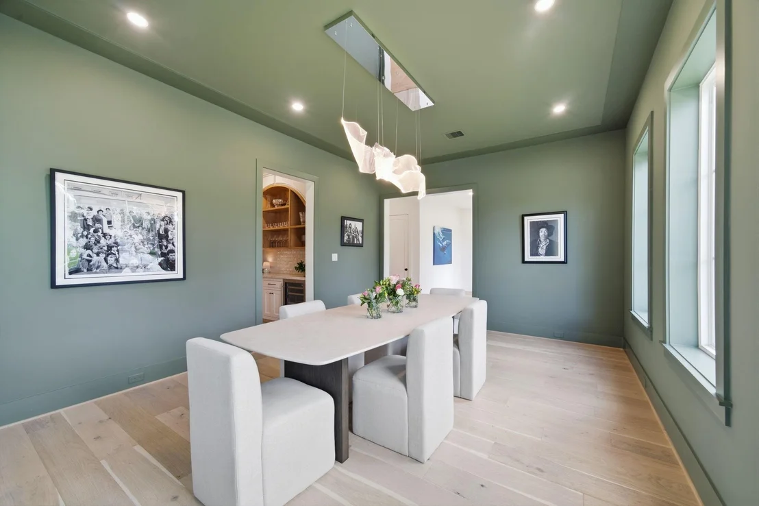 Photo of 1030 Chamboard Lane