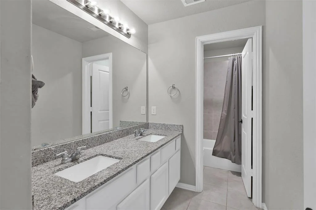 Photo of 29857 Dovetail Bluff Lane