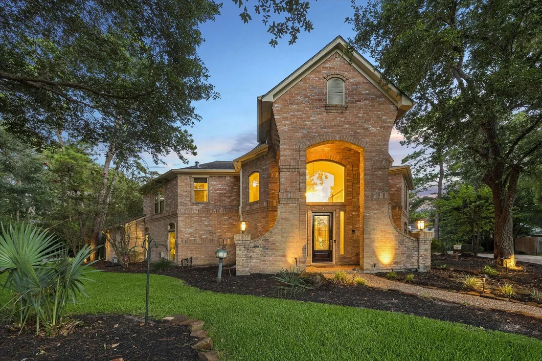 Photo of 44 Dovewood Place