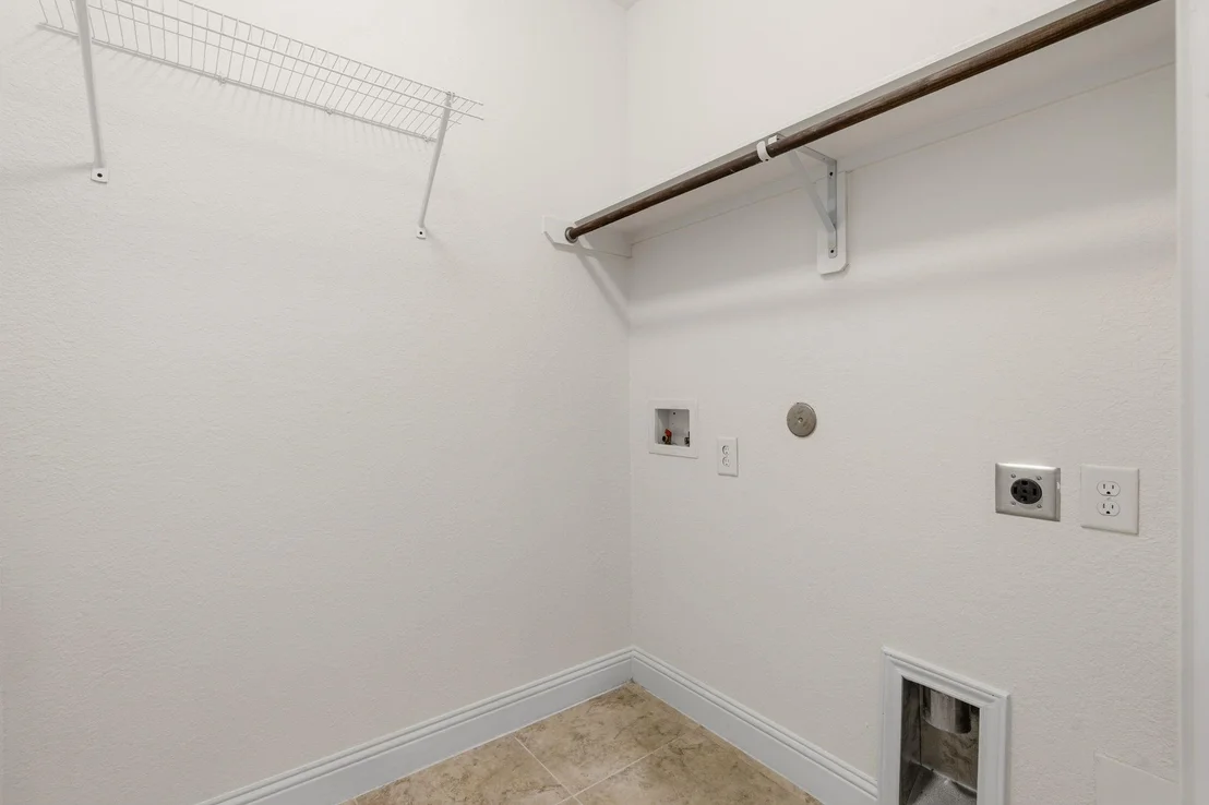 Photo of 10 Waterfall Way