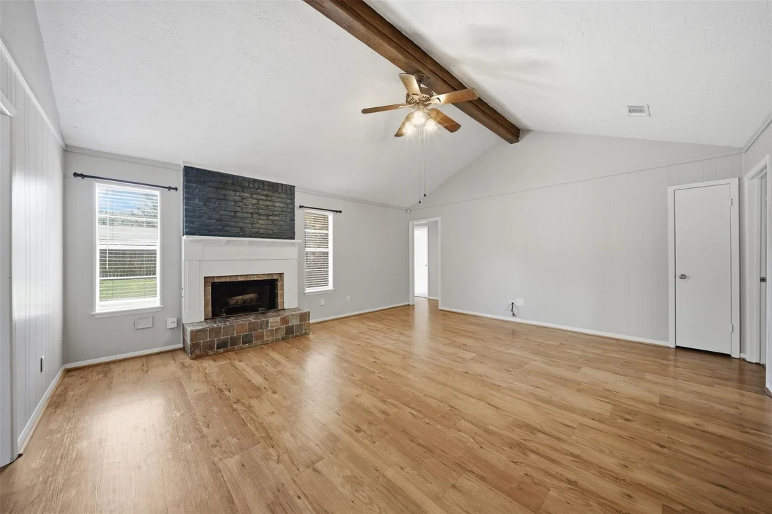 Photo of 24015 Spring Mill Lane