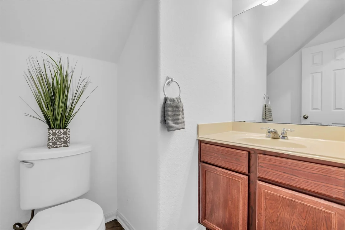Photo of 16718 Warbler Drive