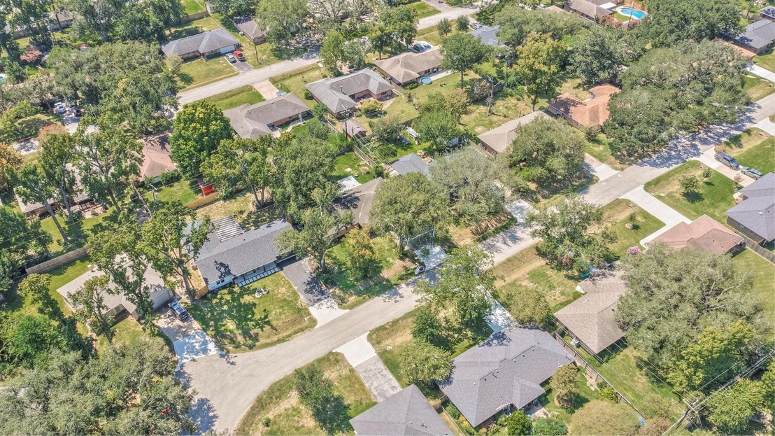 Photo of 8927 Rockhurst Drive