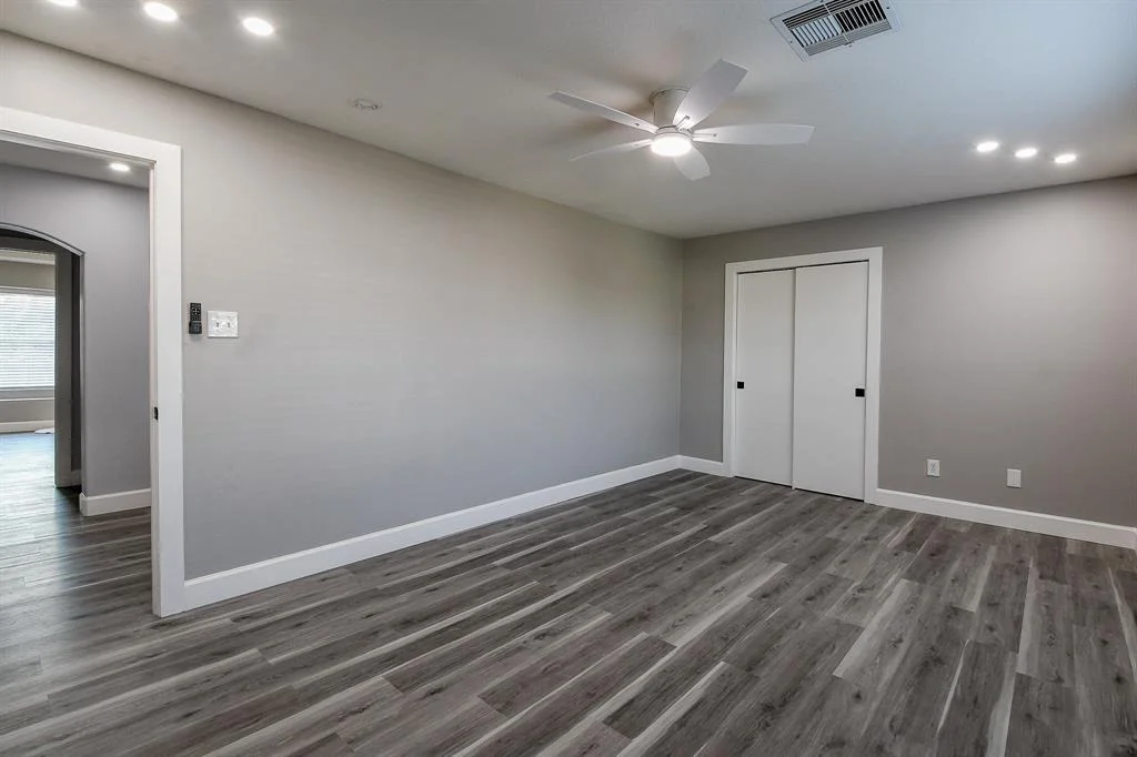 Photo of 15822 Land View Drive