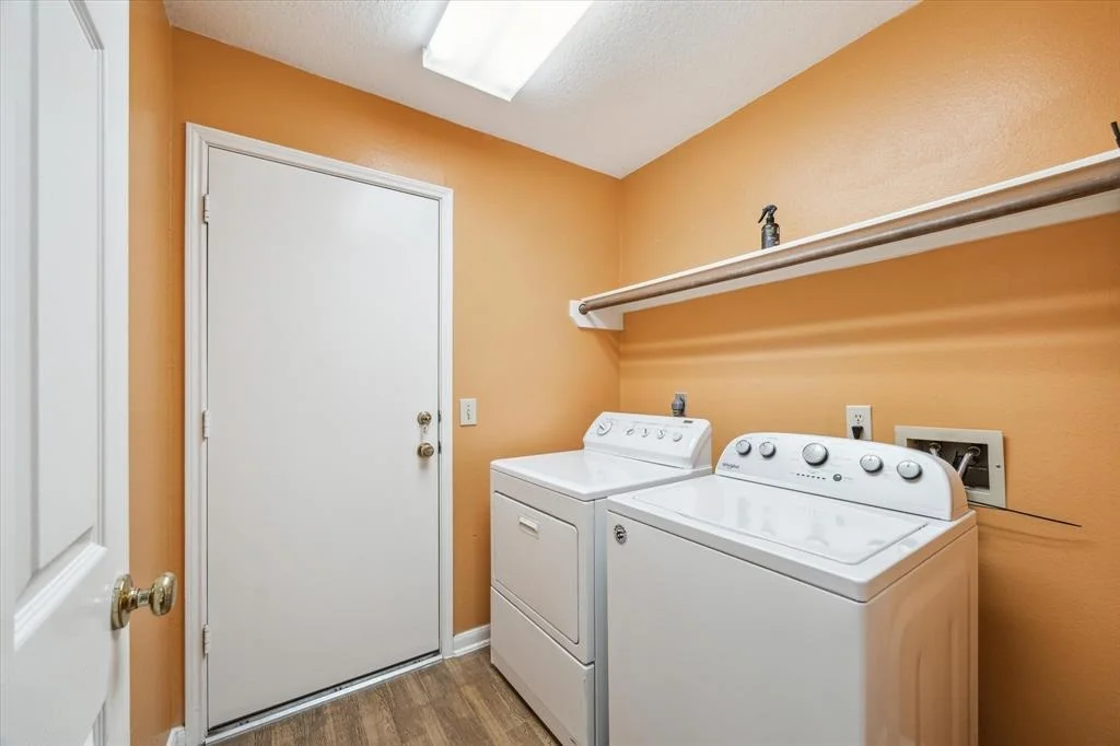 Photo of 1417 Lamplight Trail Drive