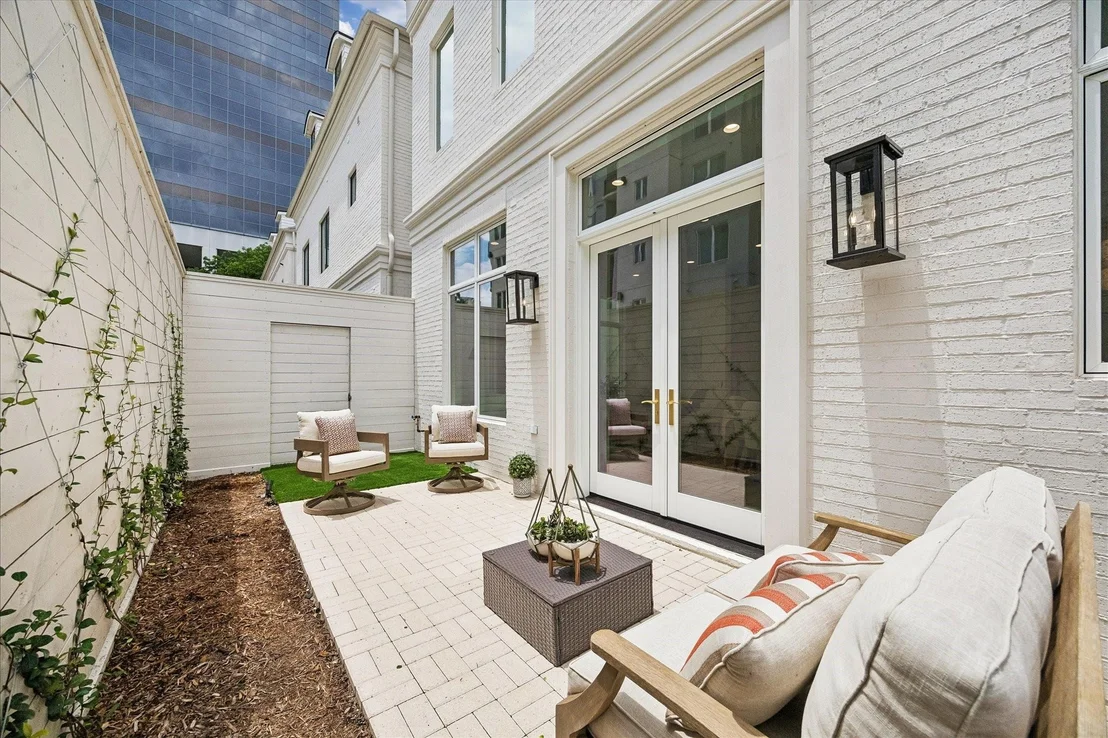 Photo of 13 Wentworth Gate Path