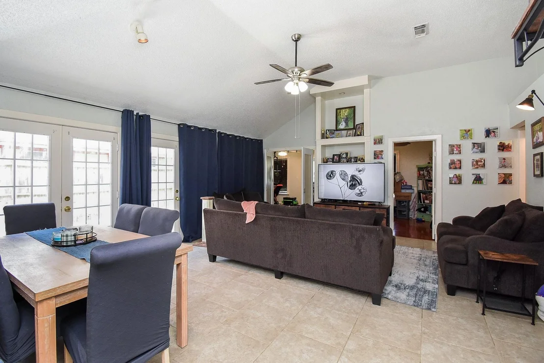 Photo of 20307 Linden Tree Drive