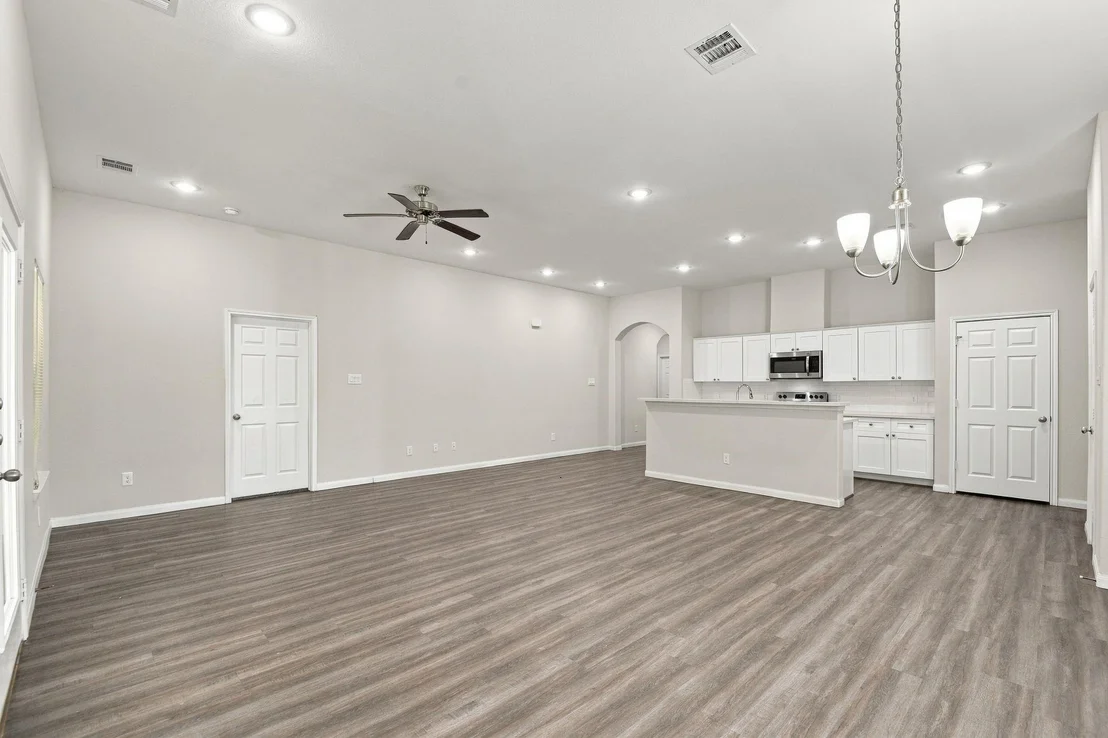 Photo of 2150 Mosher Lane