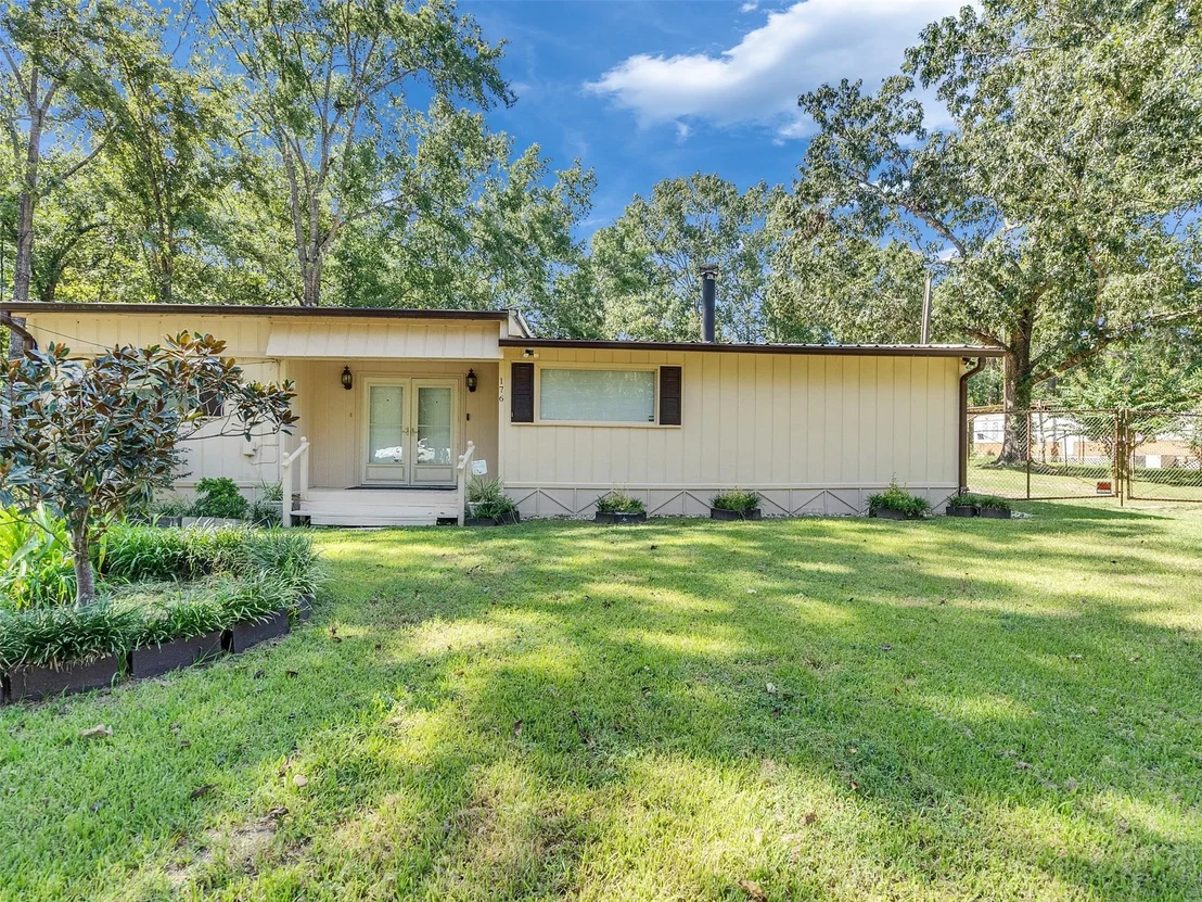 Photo of 176 Burchfield Drive