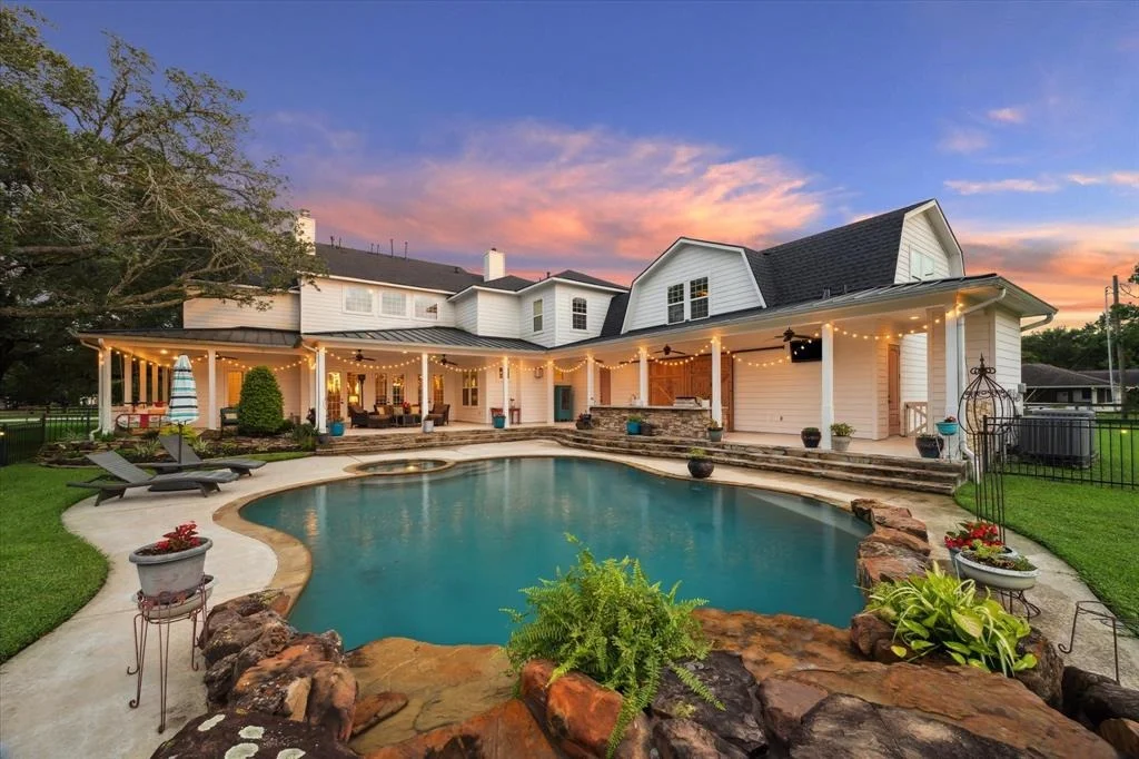 Photo of 1508 Falling Leaf Drive
