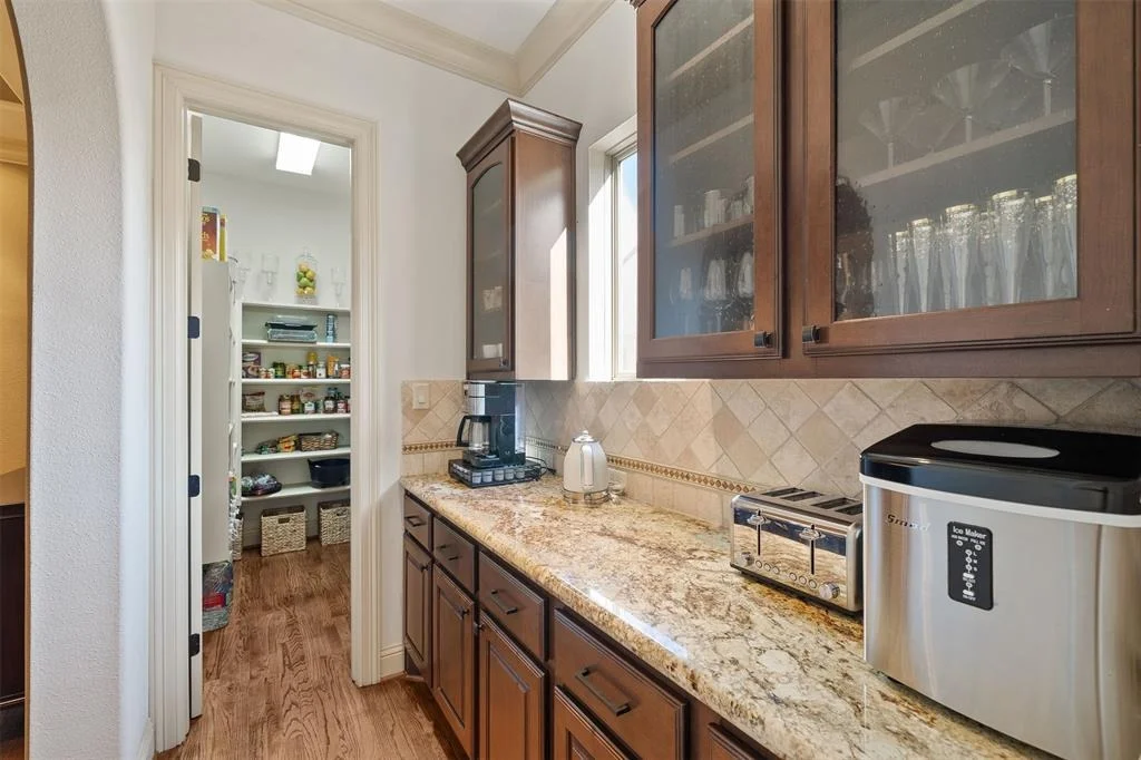Photo of 46 N Player Manor Circle