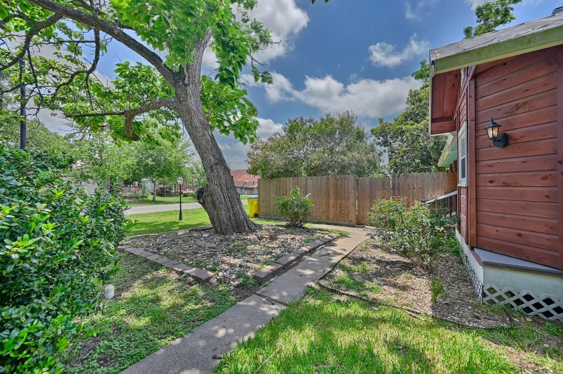 Photo of 333 Walnut Street