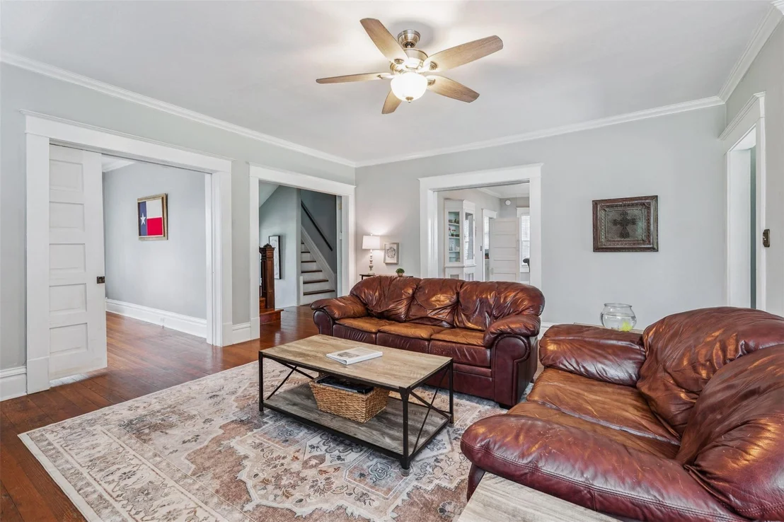 Photo of 1004 Mitchell Street