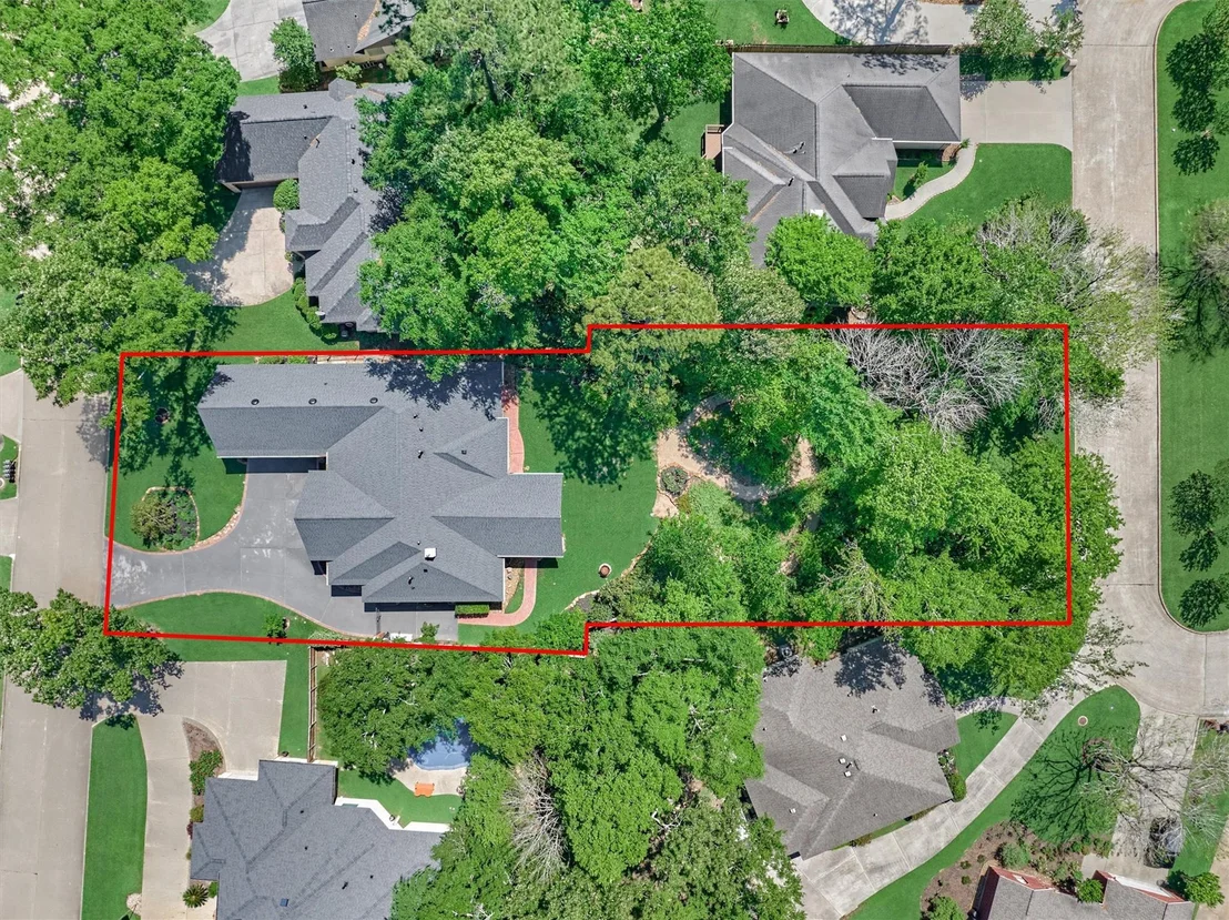 Photo of 150 Lake View Circle