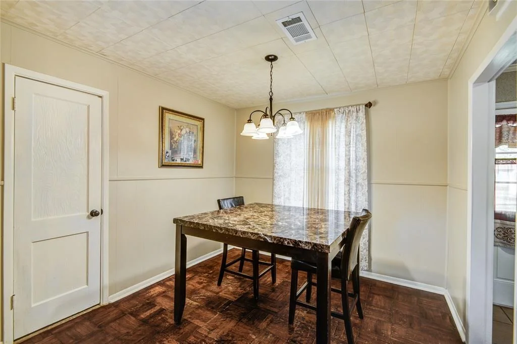 Photo of 131 Laurel Street