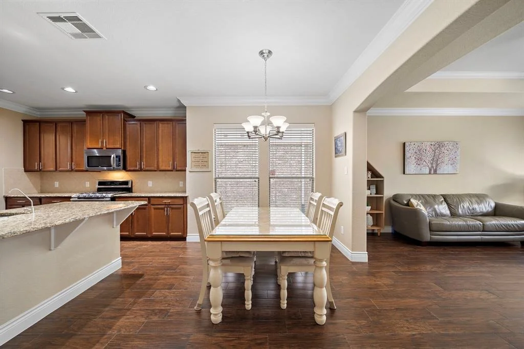 Photo of 25343 Holton Ridge Drive