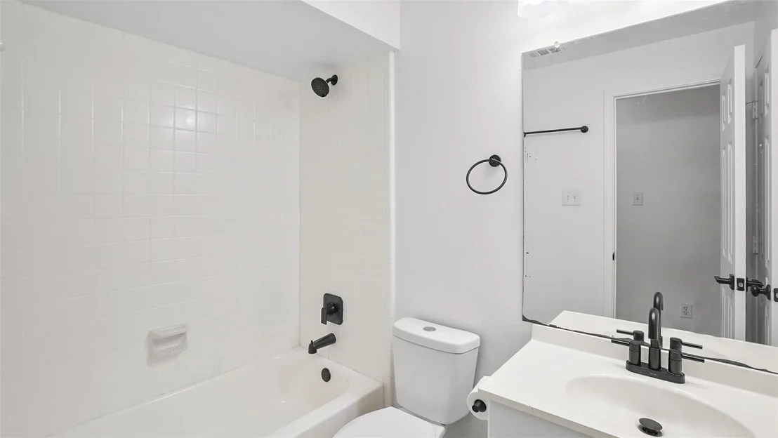 Photo of 810 Flanners Court