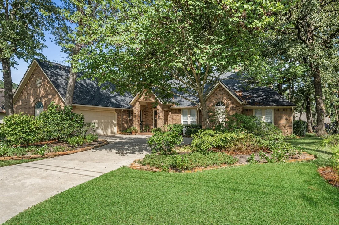 Photo of 17 Westchester Drive