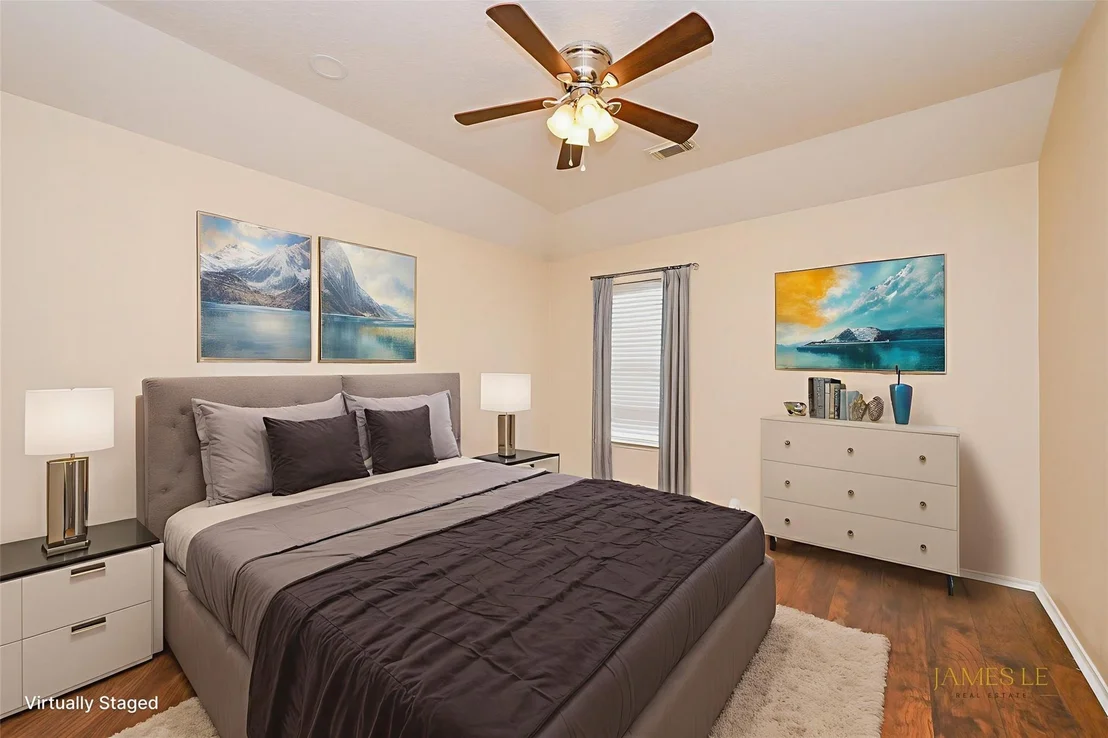 Photo of 11011 Glenora Drive