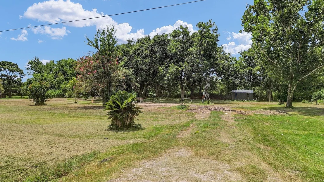Photo of 2478 Brias Road