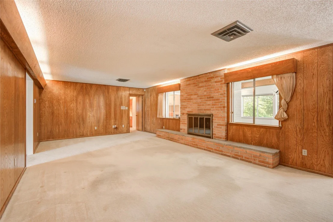 Photo of 114 Post Oak Road