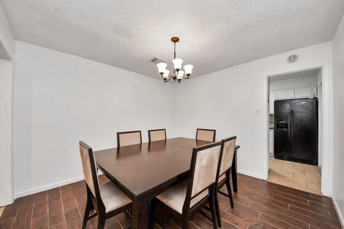 Photo of 1415 Parry Sound