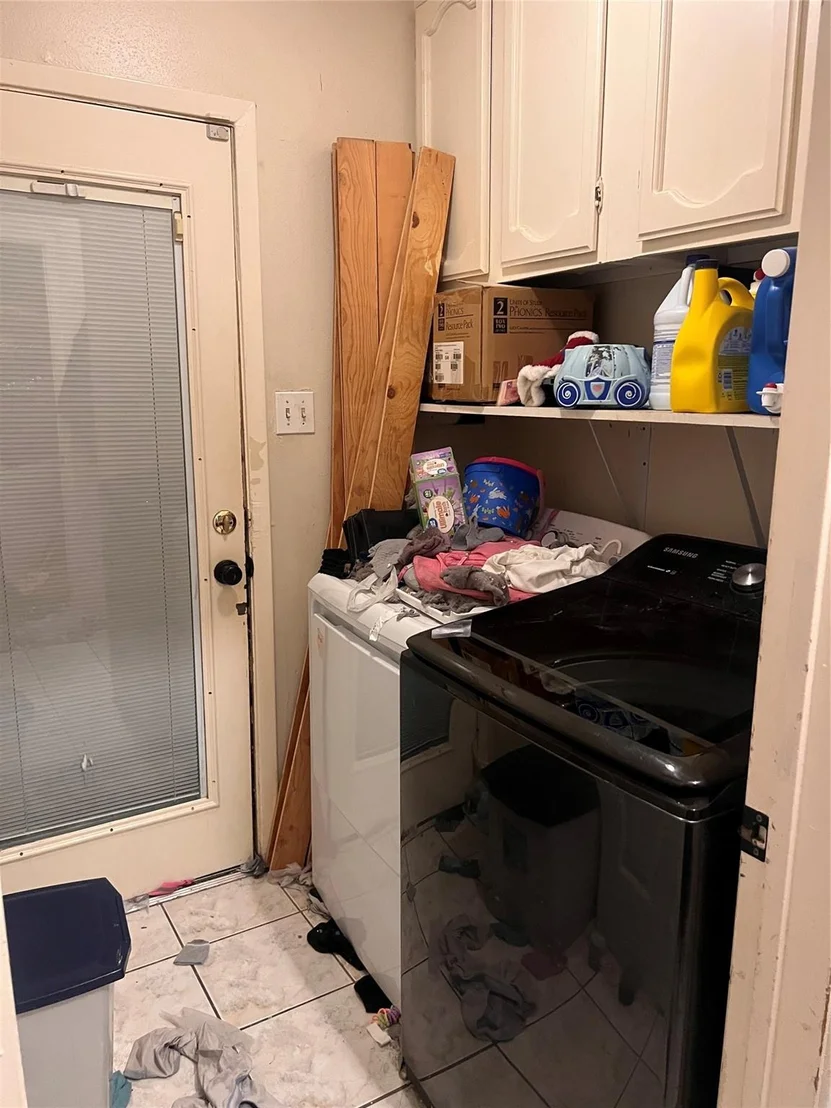 Photo of 5222 Moonshadows Drive