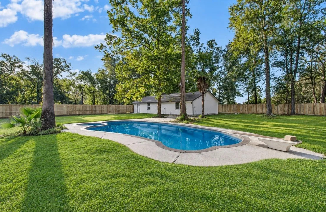 Photo of 16718 Charleston Drive