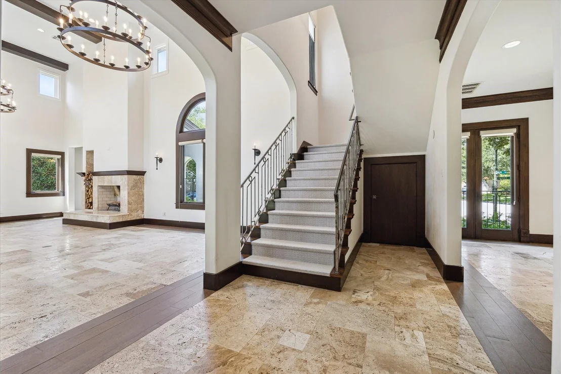 Photo of 2101 Dickey Place