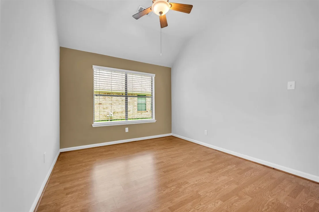 Photo of 4109 Oak Point Drive