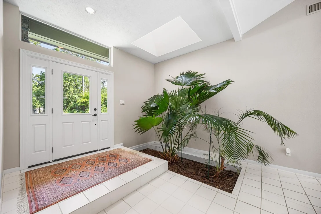 Photo of 11918 Thoreau Drive