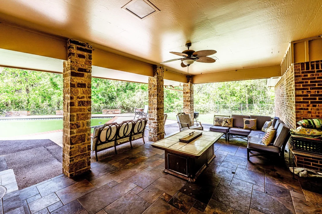 Photo of 1100 Broadmoor Drive
