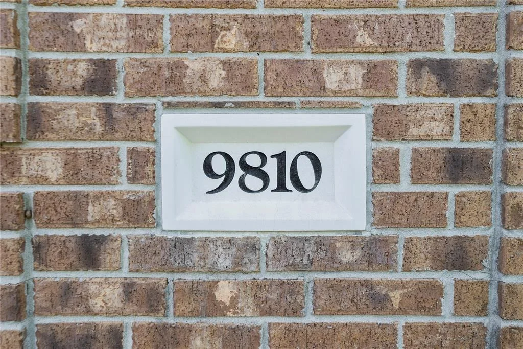 Photo of 9810 Garnet Falls Drive