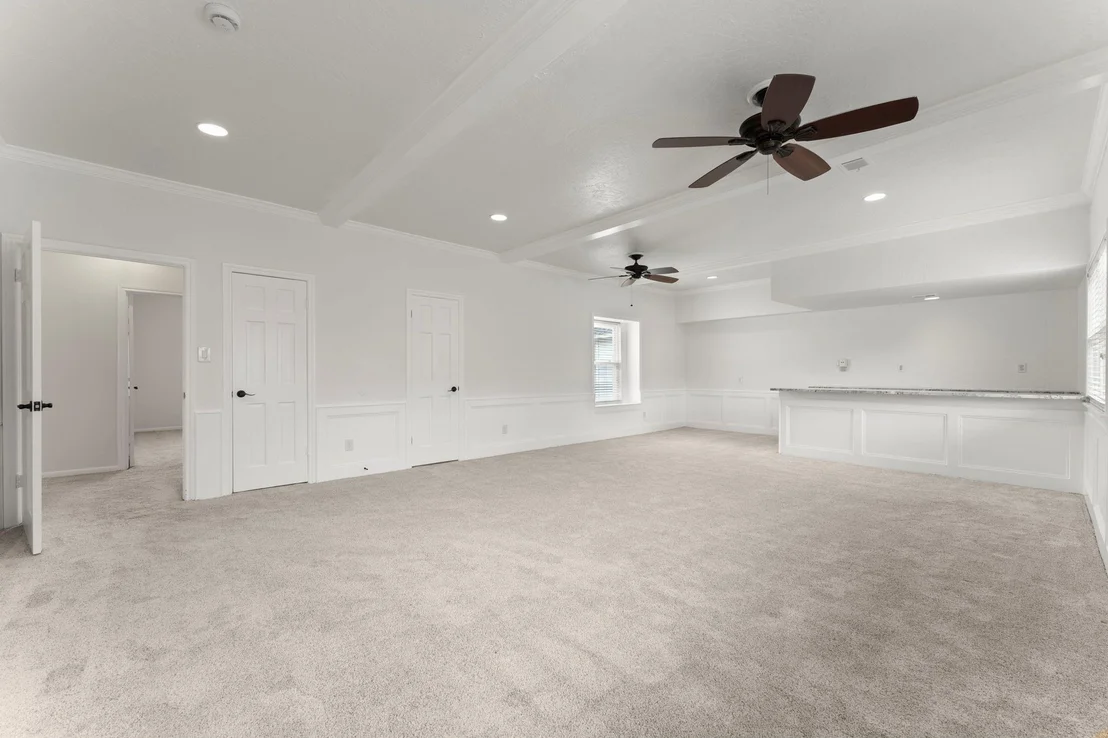 Photo of 1106 Crossroads Drive