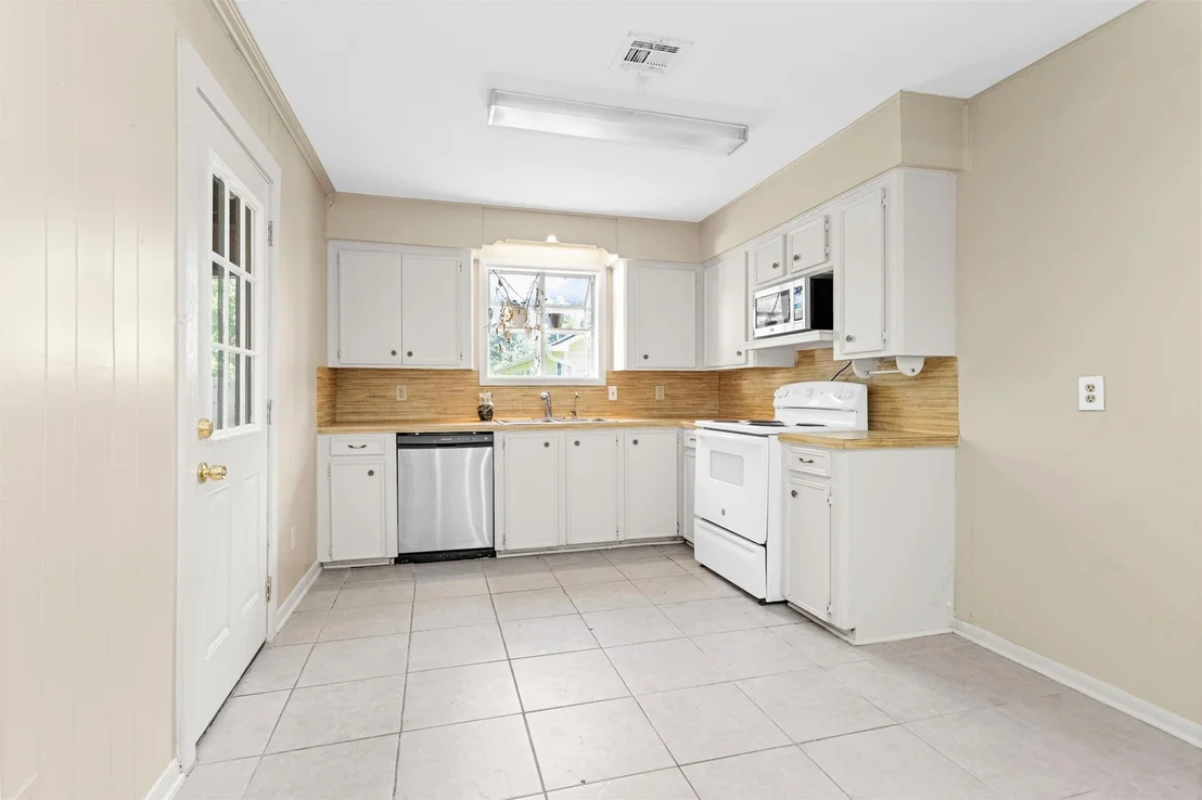 Photo of 4967 Lazy Lane