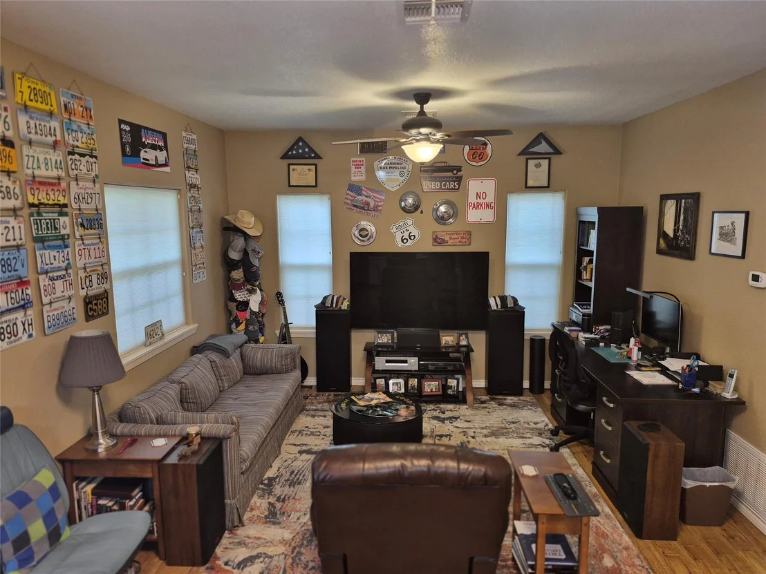 Photo of 924 Ibis Drive