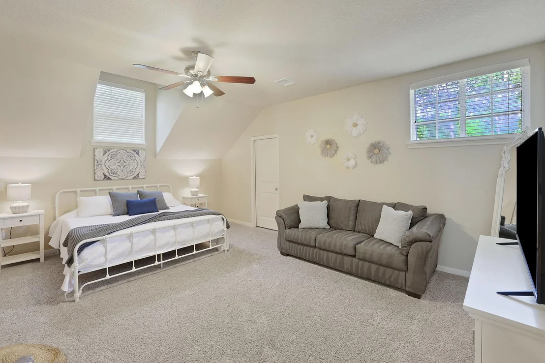 Photo of 50 Prince Circle