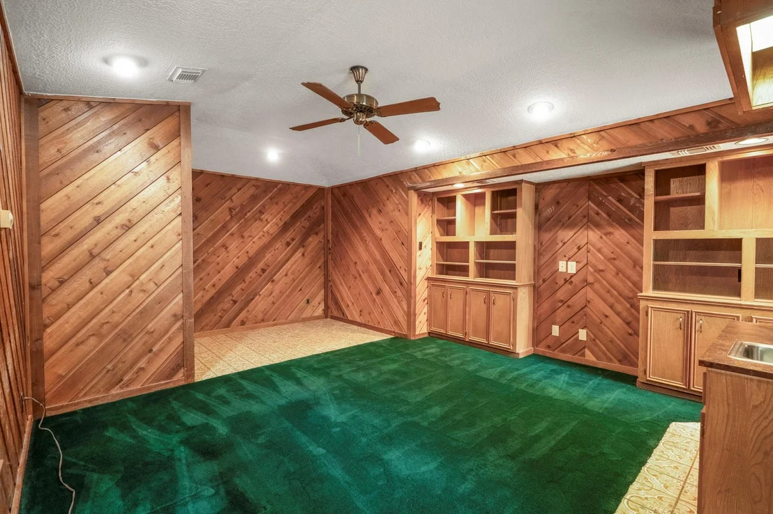 Photo of 17214 Hill View Lane