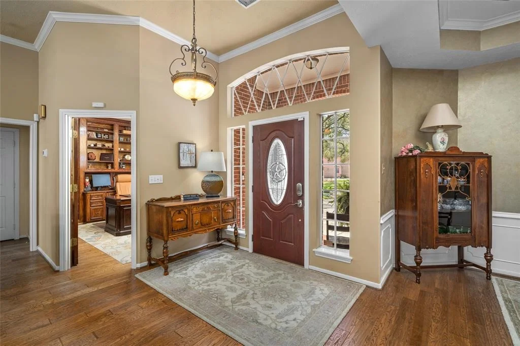 Photo of 5702 Summerfield Lane