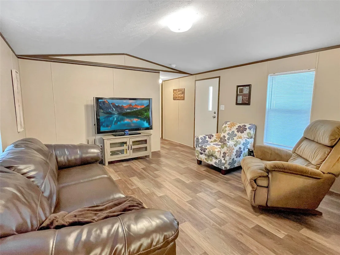 Photo of 228 Bluejay Drive