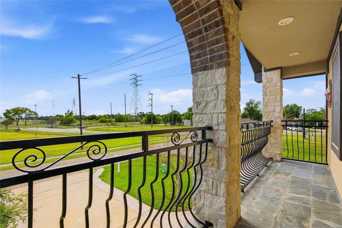 Photo of 701 Avenue N