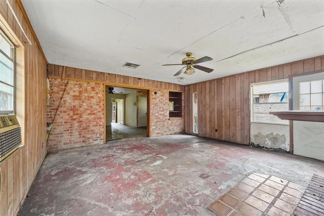 Photo of 5207 Madden Lane