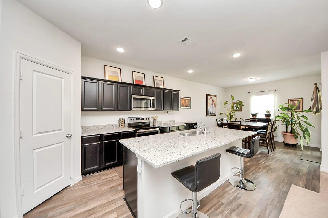 Photo of 1024 Banyon Tree Lane