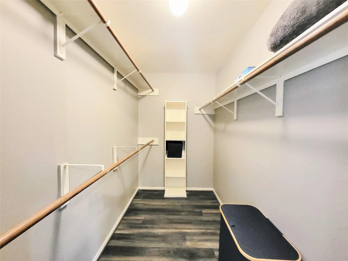 Photo of 8722 Ashlawn Drive