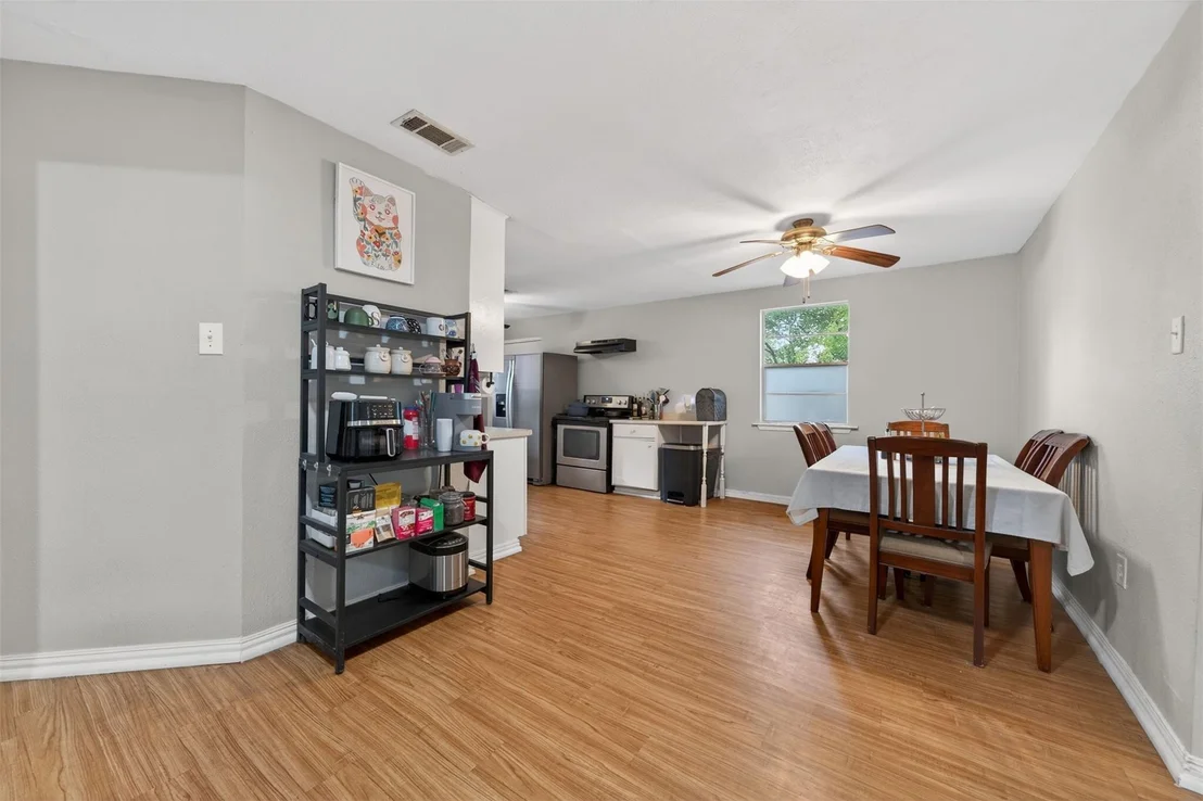 Photo of 15185 Travis Lane