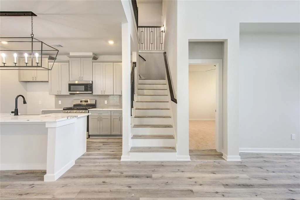 Photo of 400 Kendall Crest Dr