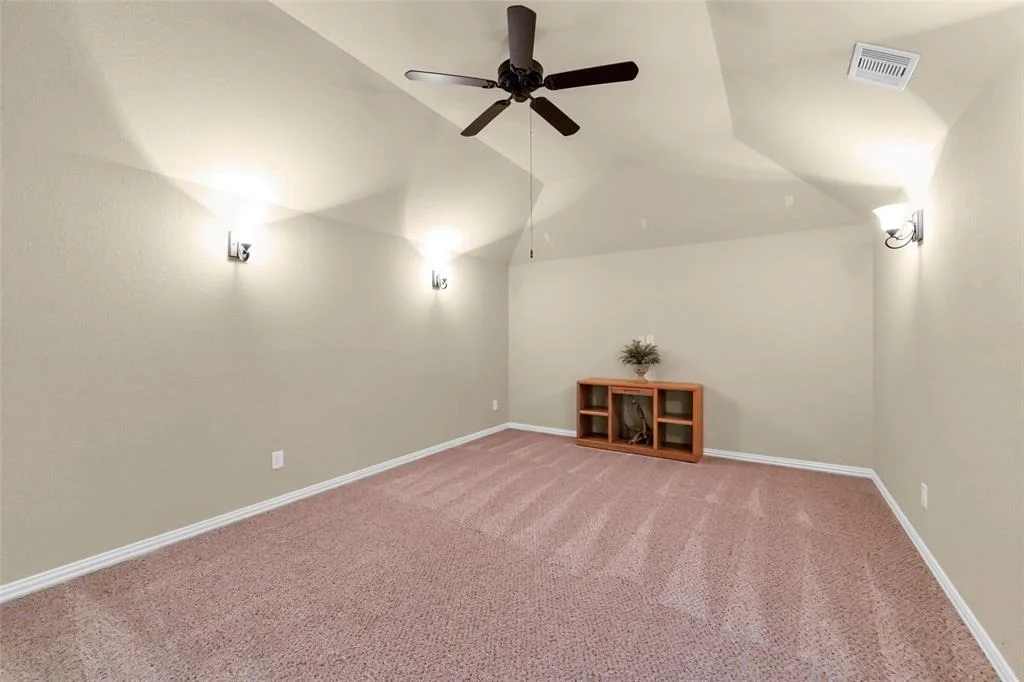 Photo of 203 Gaillardia Court