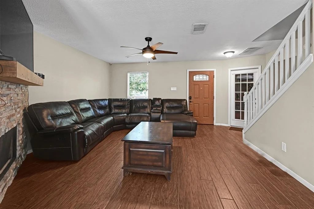 Photo of 25311 Holyoke Lane