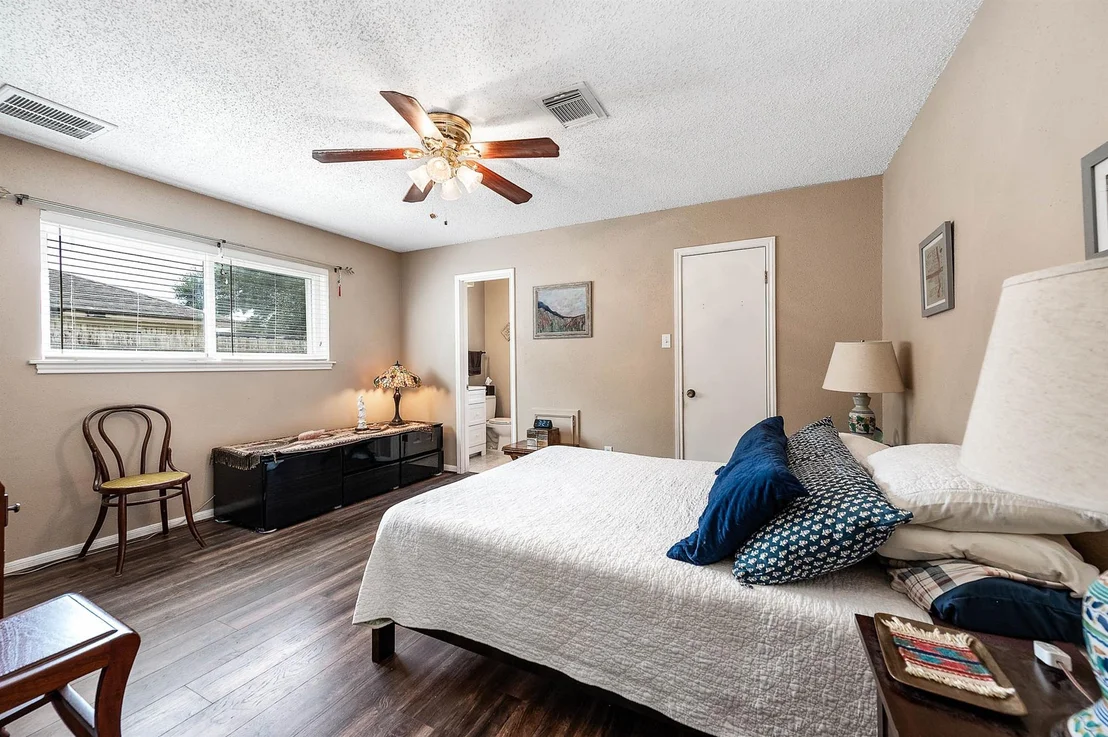 Photo of 11411 Marrs Drive
